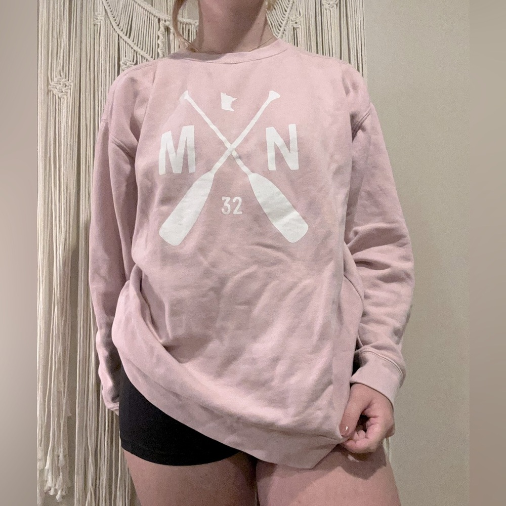 Minnesota pink crewneck oversized
